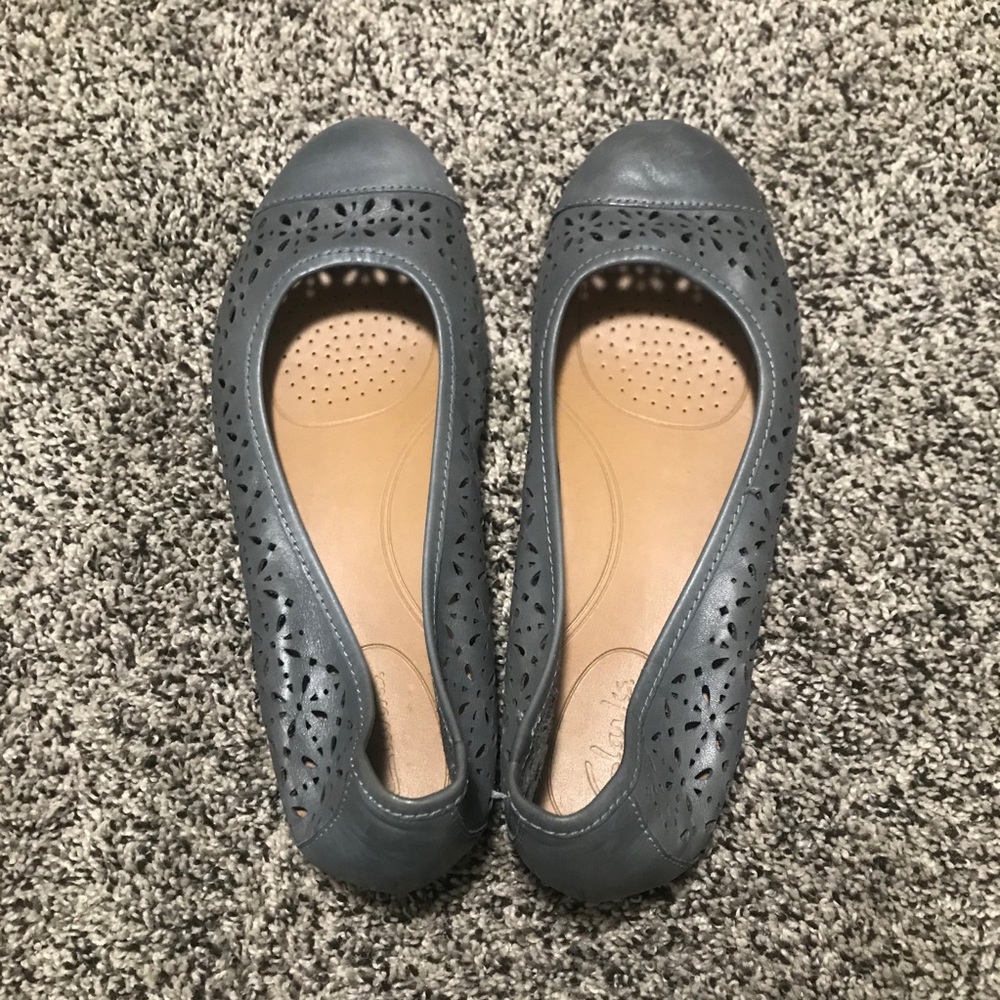 Clarks powder blue flats